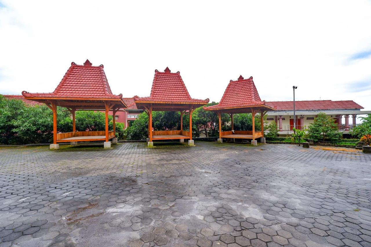 Oyo 3125 Hotel Taman Sari Семаранг Екстер'єр фото