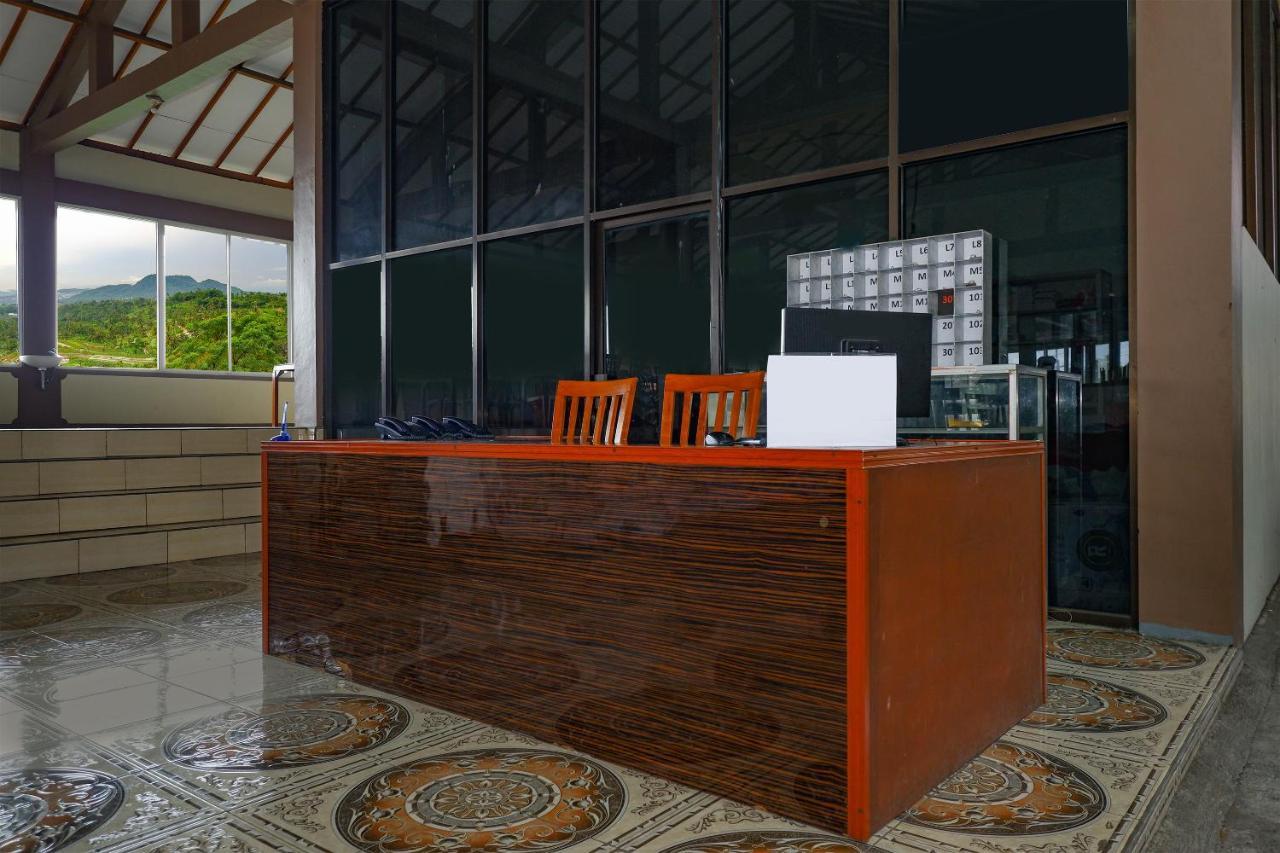 Oyo 3125 Hotel Taman Sari Семаранг Екстер'єр фото